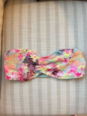 PINK Victoria's Secret Bright Tropical Floral Bralette with Mint Trim